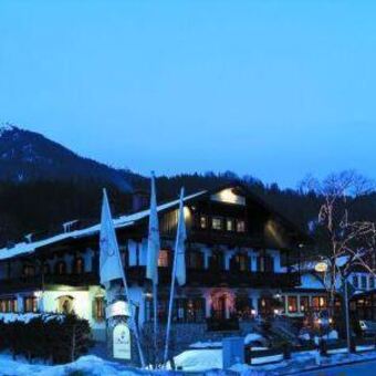 Außenansicht Alpenhof Bayrischzell