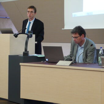 Dr. Stephan Leitschuh vom Ökoenergie-Institut und Pablo Schindelmann, beide Bayerisches Landesamt für Umwelt, Foto: LRA