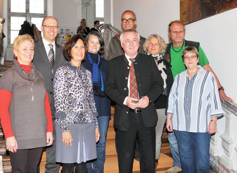 Bezirkstagspräsident Reichert ehrt verdiente Mitarbeiter des Bezirkskrankenhauses Kempten, Foto: Bezirkskliniken Schwaben 