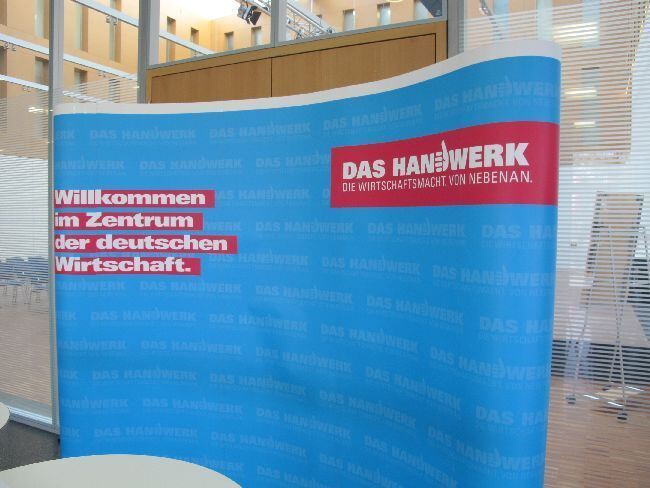 Landtagsfraktion der Freien Wähler bei der HWK Schwaben. Fotos: B4BSCHWABEN. Landtagsfraktion der Freien Wähler bei der HWK Schwaben