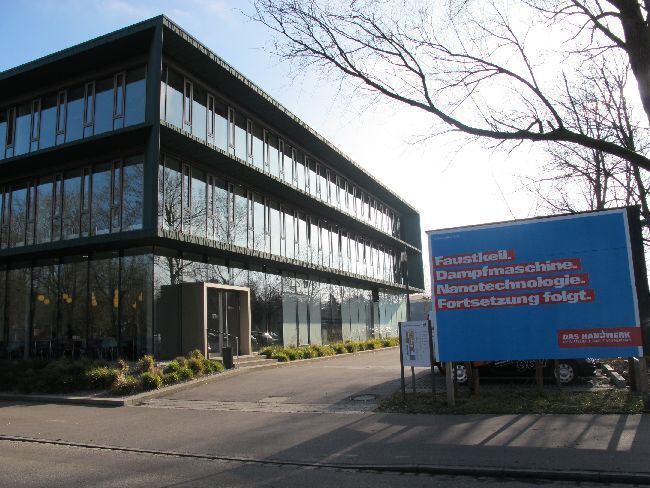 Landtagsfraktion der Freien Wähler bei der HWK Schwaben. Fotos: B4BSCHWABEN. Landtagsfraktion der Freien Wähler bei der HWK Schwaben