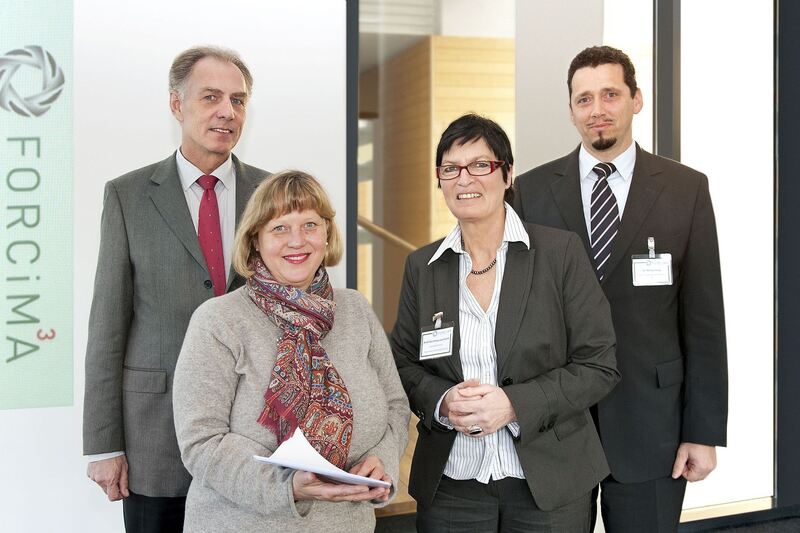 Übergabe des Zuwendungsbescheids für FORCiM³A, Foto: K. Satzinger-Viel / Universität Augsburg