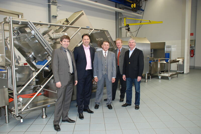 Tobias Weber, Mathias Dülfer, Karl Fleschhut, Hartmut Blöcher und Günther Weber, Foto: Gemeinde Wolfertschwenden Tobias Weber, Mathias Dülfer, Karl Fleschhut, Hartmut Blöcher und Günther Weber, Foto: Gemeinde Wolfertschwenden
