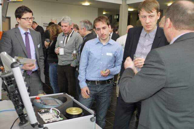 Technikforum "Produktion 2020: Sichere Mensch-Maschine und Mensch-Roboter Kooperation" am TCW. Foto: Landkreis Donau-Ries. Technikforum "Produktion 2020: Sichere Mensch-Maschine und Mensch-Roboter Kooperation" am TCW. Foto: Landkreis Donau-Ries.