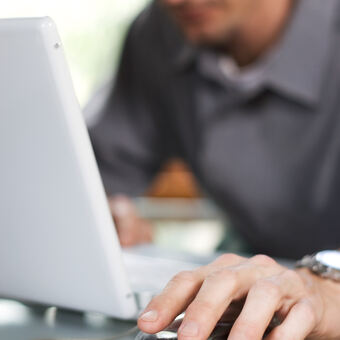 Surfen im Internet, Foto: Fotolia 