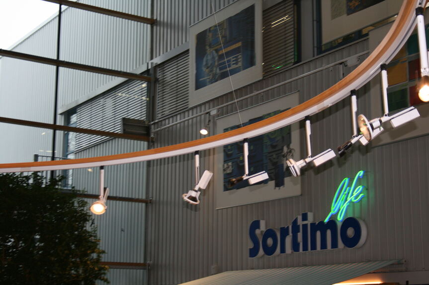 Unternehmensrundgang im Rahmen des Innovationsforums bei Sortimo, Foto: B4B SCHWABEN Unternehmensrundgang im Rahmen des Innovationsforums bei Sortimo, Foto: B4B SCHWABEN
