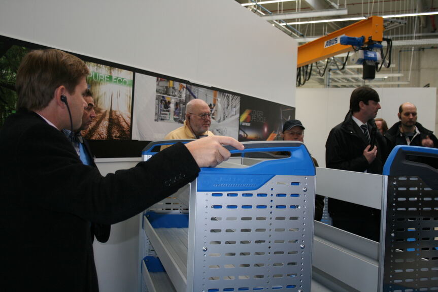 Unternehmensrundgang im Rahmen des Innovationsforums bei Sortimo, Foto: B4B SCHWABEN Unternehmensrundgang im Rahmen des Innovationsforums bei Sortimo, Foto: B4B SCHWABEN