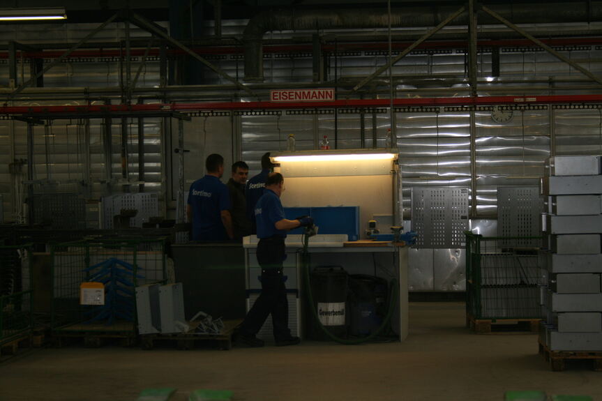 Unternehmensrundgang im Rahmen des Innovationsforums bei Sortimo, Foto: B4B SCHWABEN Unternehmensrundgang im Rahmen des Innovationsforums bei Sortimo, Foto: B4B SCHWABEN