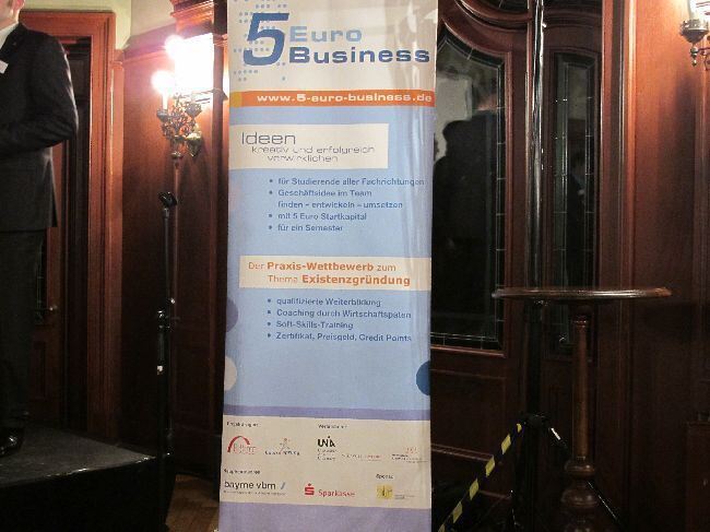 Das Finale des "5-Euro-Business-Wettbewerbs", Foto: B4BSCHWABEN Das Finale des "5-Euro-Business-Wettbewerbs", Foto: B4BSCHWABEN