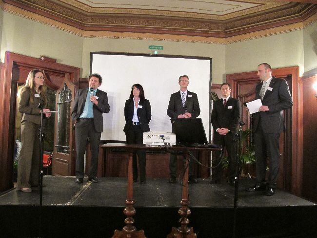 Das Finale des "5-Euro-Business-Wettbewerbs", Foto: B4BSCHWABEN Das Finale des "5-Euro-Business-Wettbewerbs", Foto: B4BSCHWABEN