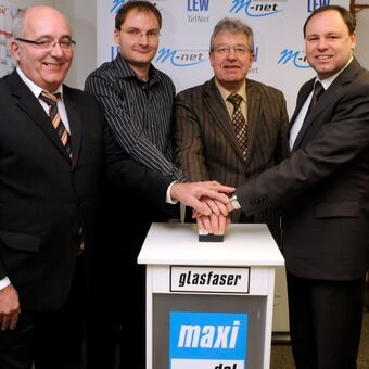 Anton Schneid, Andreas Bauer, Georg Vellinger und Johannes Stepperger, Foto: LEW TelNet/Plössel