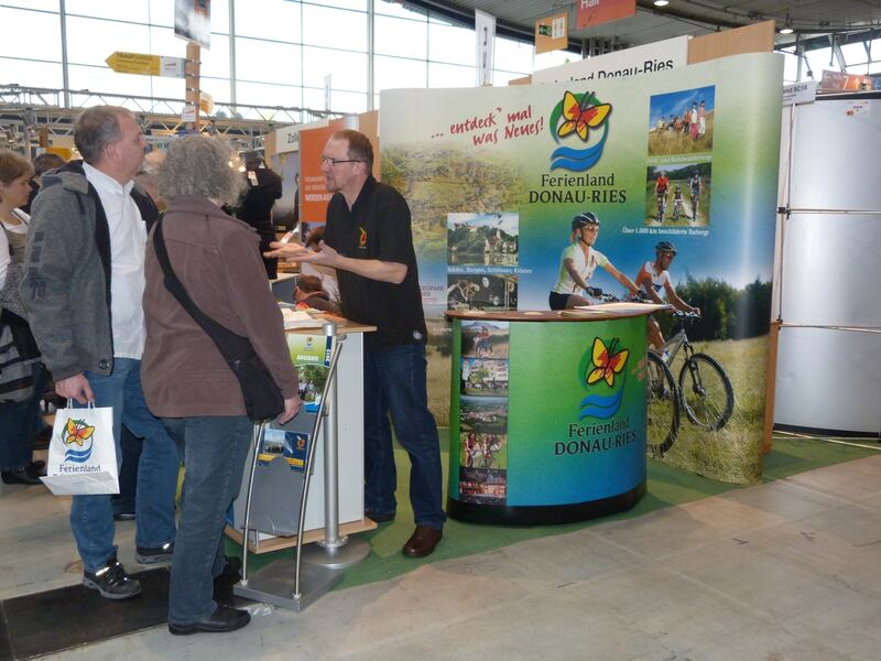 Viele Besucher kamen zum Stand des Ferienland Donau-Ries e.V., Foto: Ferienland Donau-Ries