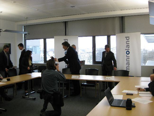 Pressegepräch mit den beiden Investoren von manroland. Fotos: B4BSCHWABEN. Pressegepräch mit den beiden Investoren von manroland
