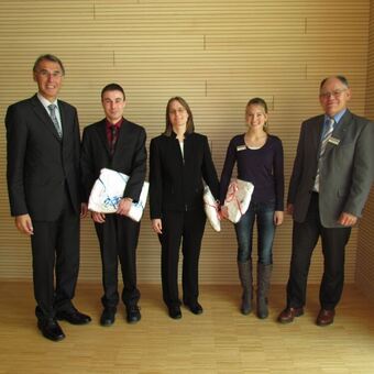 T. Ott, S. Hartmann und J. Vogler mit J. Fleschhut und M. Huber. Bild: Landratsamt Ostallgäu.