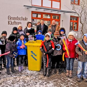 Spendenübergabe der Firma Solvum an den Kindergarten und die Grundschule Kluftern, Foto: Solvum GmbH & Co. KG