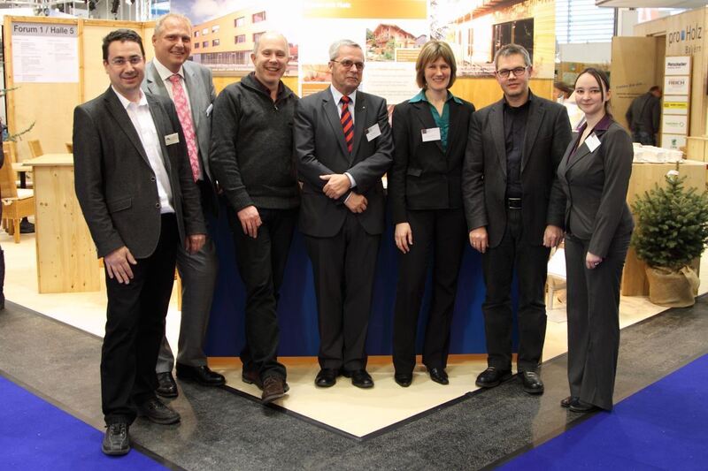 Immobilientage. T. Wittmann, A. Gumpp, F. Lattke, K. Moser, M. Medrano, N. Reinfuss, J. Chudalla. Foto: Regio Augsburg Wirtsch