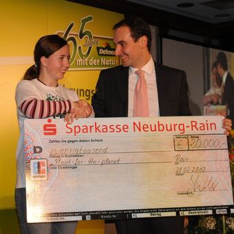 Klimabotschafterin Clara von Plant-for-the-Planet und Georg Weber, Foto: Dehner
