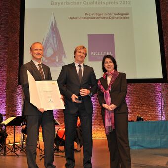 Vertreter der SCALTEL AG mit Katja Hessel, Foto: stmwivt