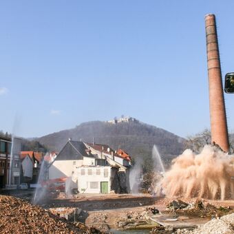 um+t, Kaminsprengung Bad Urach, Gross-/Quenzer-Areal, Foto: um+t