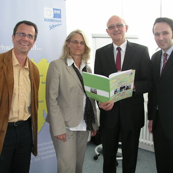 Robert Frank, Kerstin Rosner, Markus Brehm, Stefan Sprinkart; Foto: IHK Schwaben