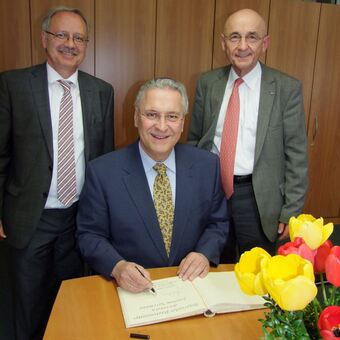 Landrat Hubert Hafner, Staatsminister Joachim Herrmann, Landtagsabgeordneter Alfred Sauter, Foto: Landratsamt Günzburg