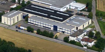 WEISS Kunststoffverarbeitung investiert am Standort Illertissen in neue Siloanlage. Foto: WEISS WEISS Kunststoffverarbeitung investiert am Standort Illertissen in neue Siloanlage. Foto: WEISS