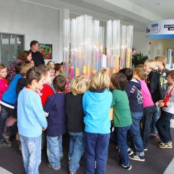 Noch bis Ende Mai kann man sich die Ausstellung zum Thema SAVE FOOD in Wolfertschwenden anschauen. Foto: Multivac