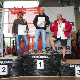 Konstantin Schmidt, Josef Gumpinger und Martin Biallas qualifizieren sich bei den regionalen Meisterschaften in Friedberg-Derchi