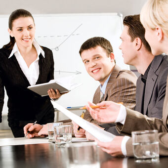 Smbolbild: Beratung zu KfW und LfA Förderprogrammen, Foto: fotolia.de
