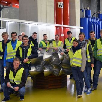 Die 18 Studenten reisten mit der Exkursion "Energie in Europa" durch vier Länder in fünf Tagen. Foto: Hochschule Kempten