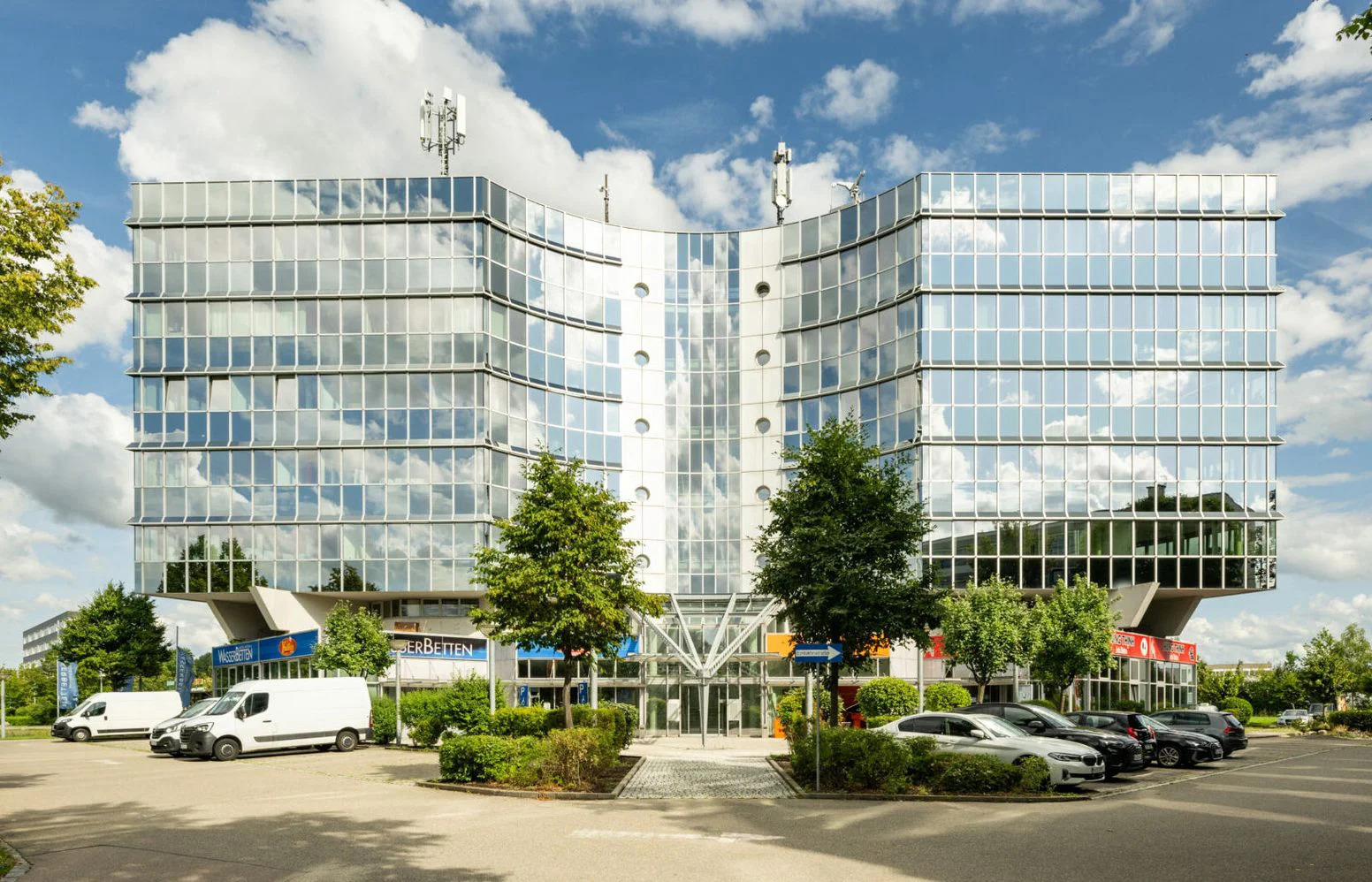 Im Bürokomplex "The Arc" in Lechhausen eröffnet ein Regus-Standort. Foto: Chrisca B6 Augsburg GmbH &amp; Co. KG