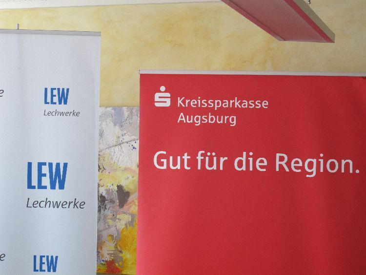 Strom tanken! Inbetriebnahme einer Zapfsäule von LEW und der Kre