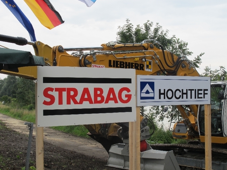 Spatenstich für die A8 mit Dr. Peter Ramsauer