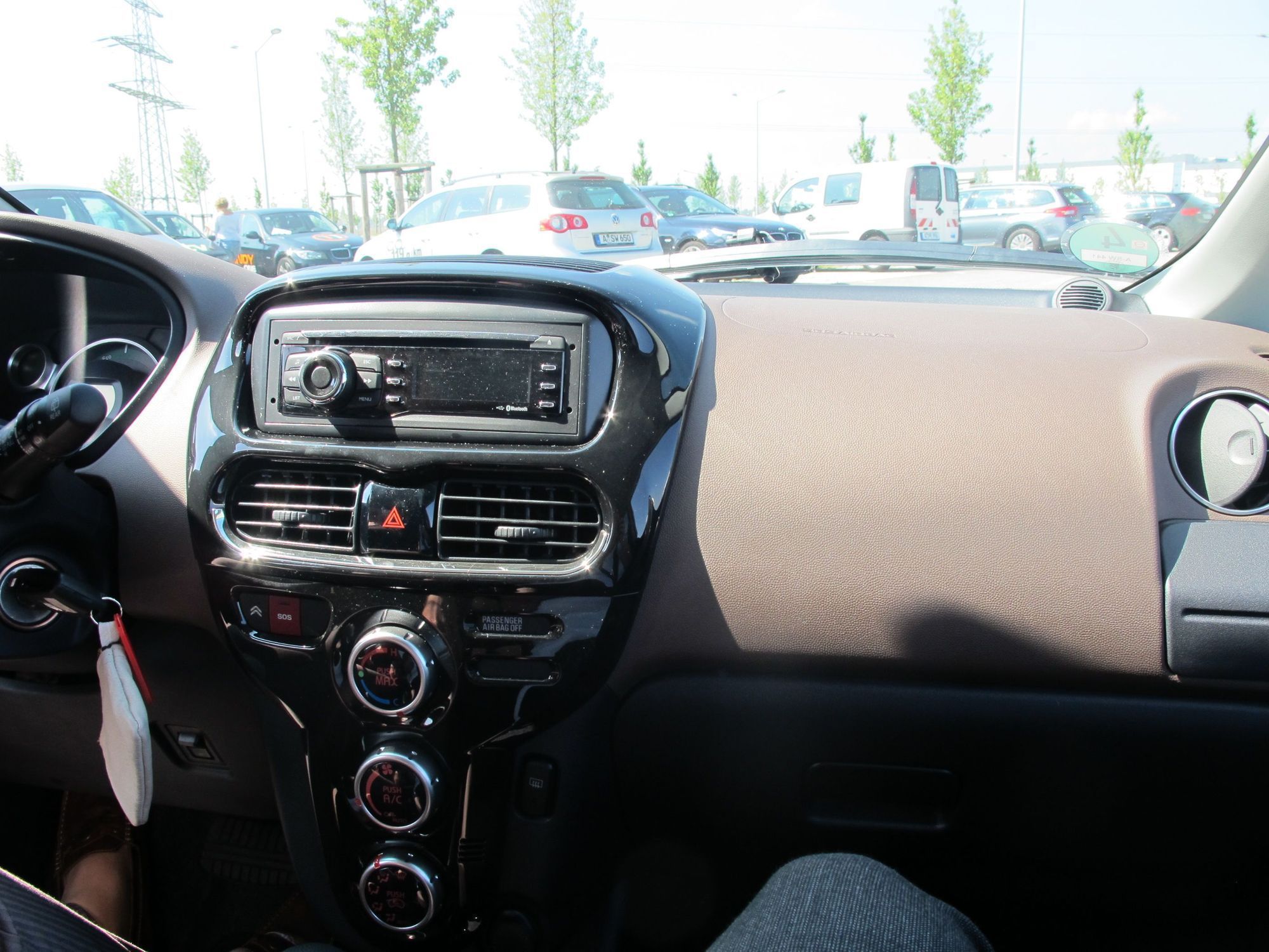 Die Stadtwerke Augsburg erweitern Fahrzeugpool um das Elektroauto Citroen C-Zero, Foto B4B SCHWABEN