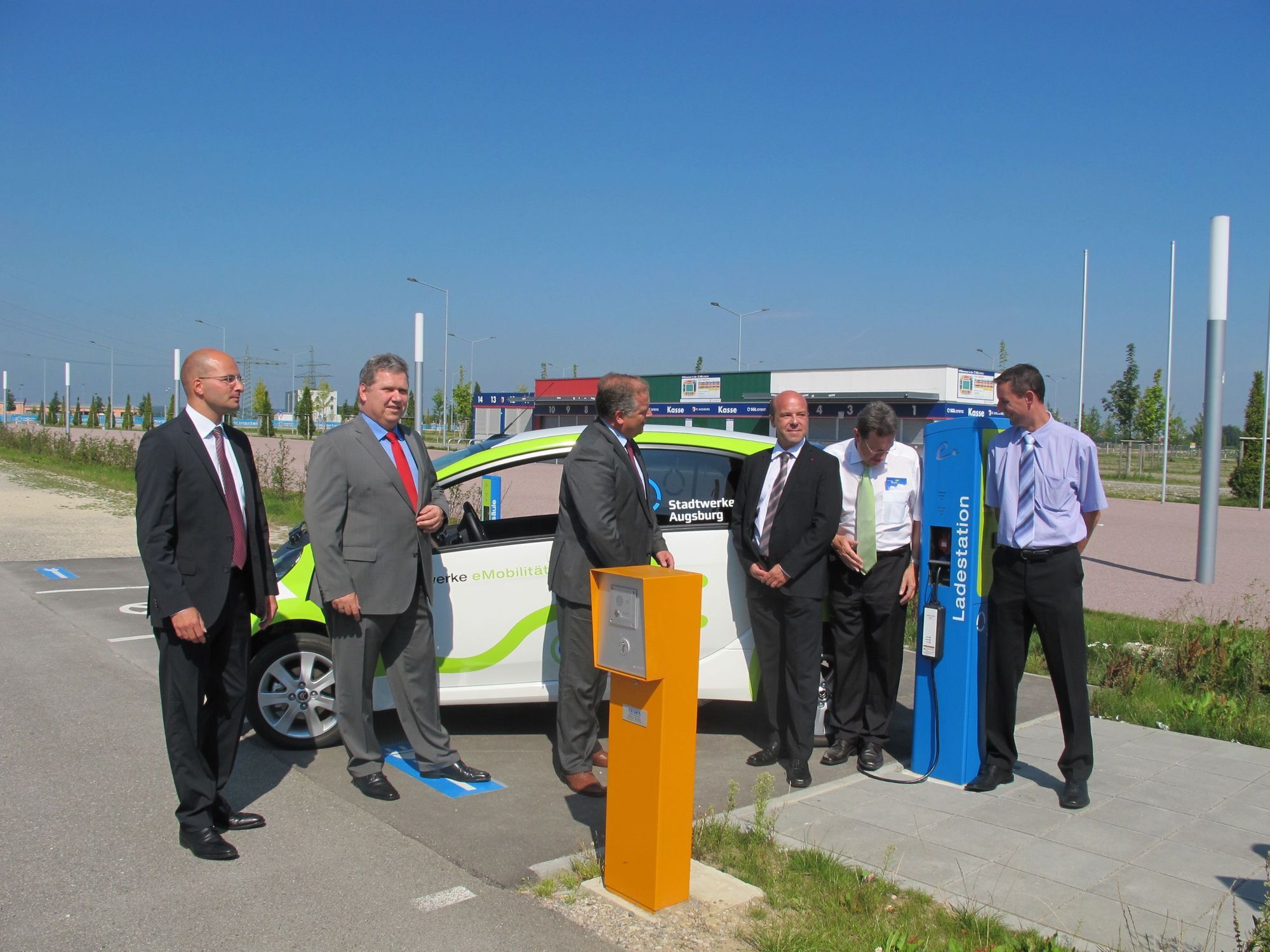 Die Stadtwerke Augsburg erweitern Fahrzeugpool um das Elektroauto Citroen C-Zero, Foto B4B SCHWABEN