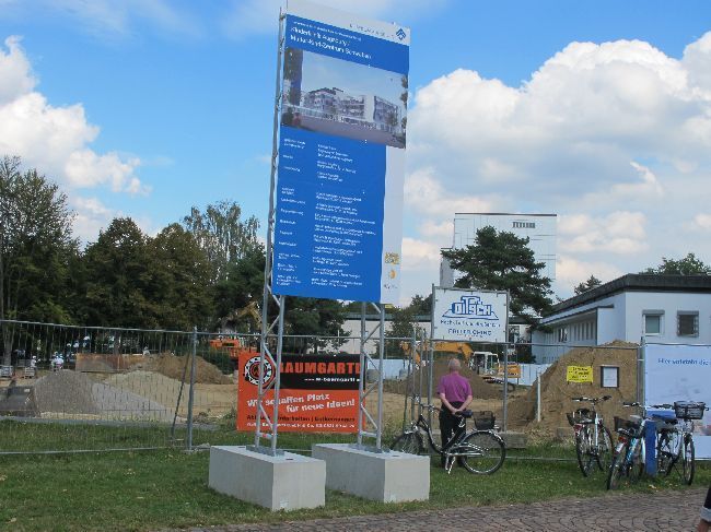 Spendenübergabe des Rotary Clubs an die mukis zum Aufbau der neuen Kinderklinik Augsburg, Foto: B4B SCHWAB