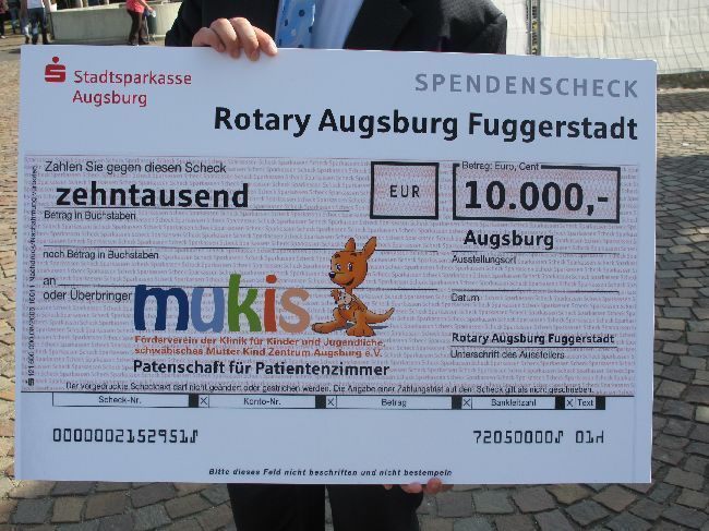 Spendenübergabe des Rotary Clubs an die mukis zum Aufbau der neuen Kinderklinik Augsburg, Foto: B4B SCHWAB