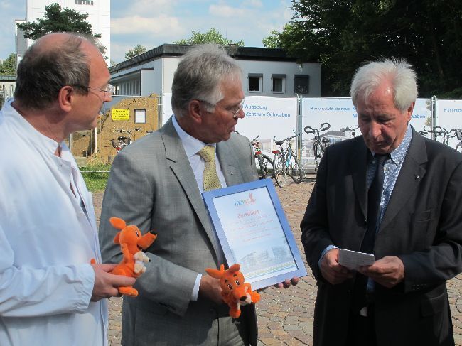 Spendenübergabe des Rotary Clubs an die mukis zum Aufbau der neuen Kinderklinik Augsburg, Foto: B4B SCHWAB