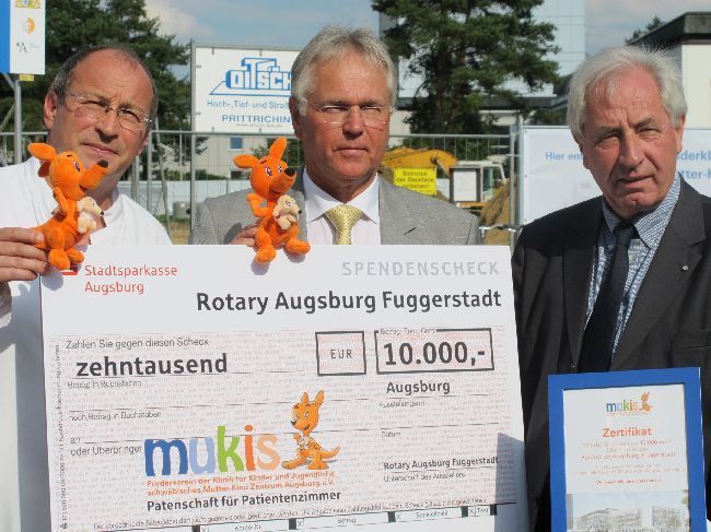 Spendenübergabe des Rotary Clubs an die mukis zum Aufbau der neuen Kinderklinik Augsburg, Foto: B4B SCHWAB