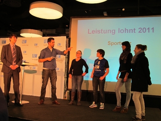 Im Wettbewerb "Leitstung lohnt" konnten 11 Vereine die LEW überzeugen, Foto: B4B SCHWABEN