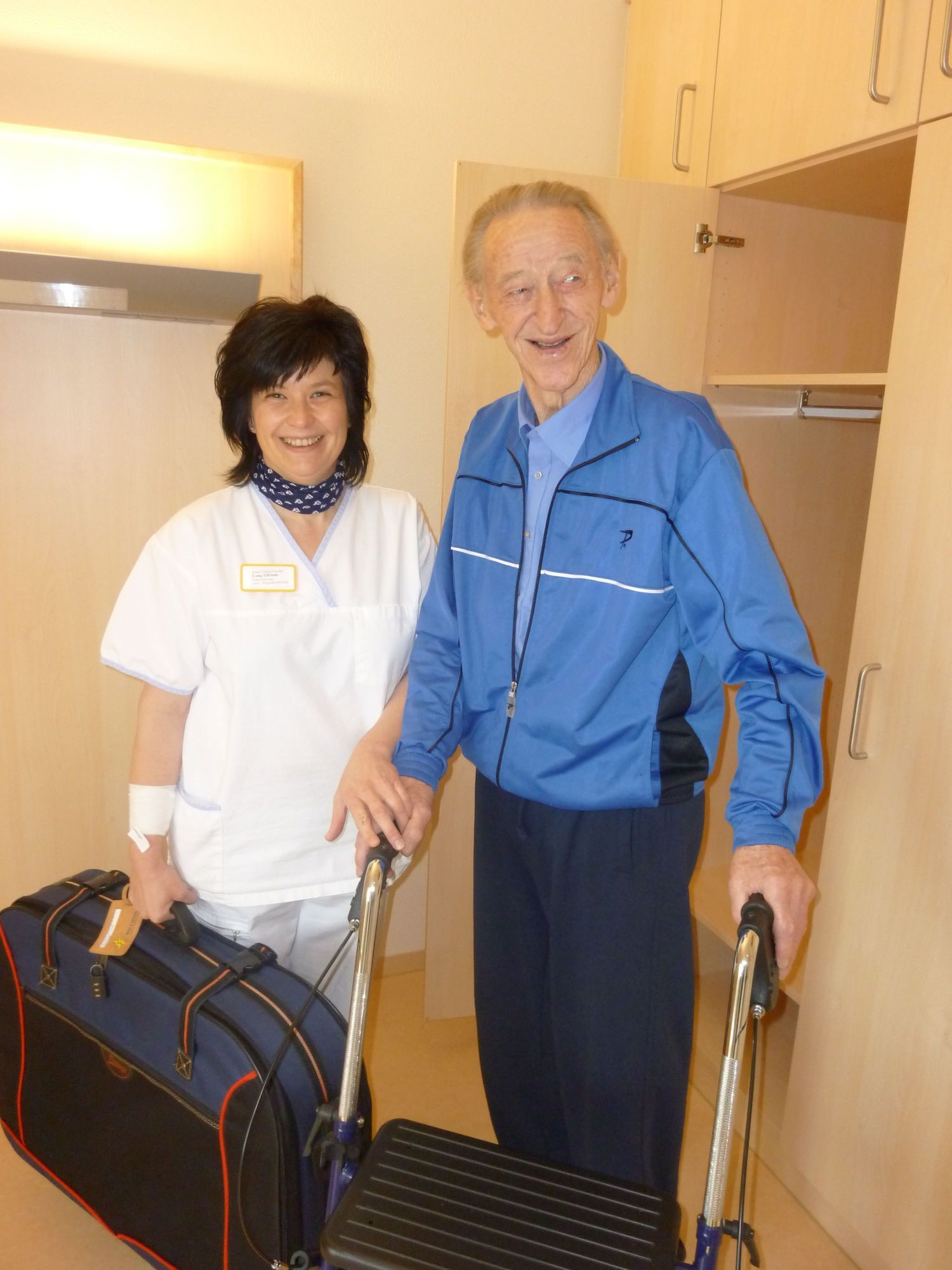 Die Senioren des Heims freuten sich über die neuen Räumlichkeiten. Foto: Senioren- Pflegeheim Buchloe