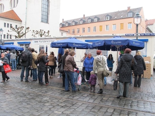 Das Stadtwerke-Kundencenter nimmt offiziell den Betrieb auf, Foto: B4B SCHWABEN