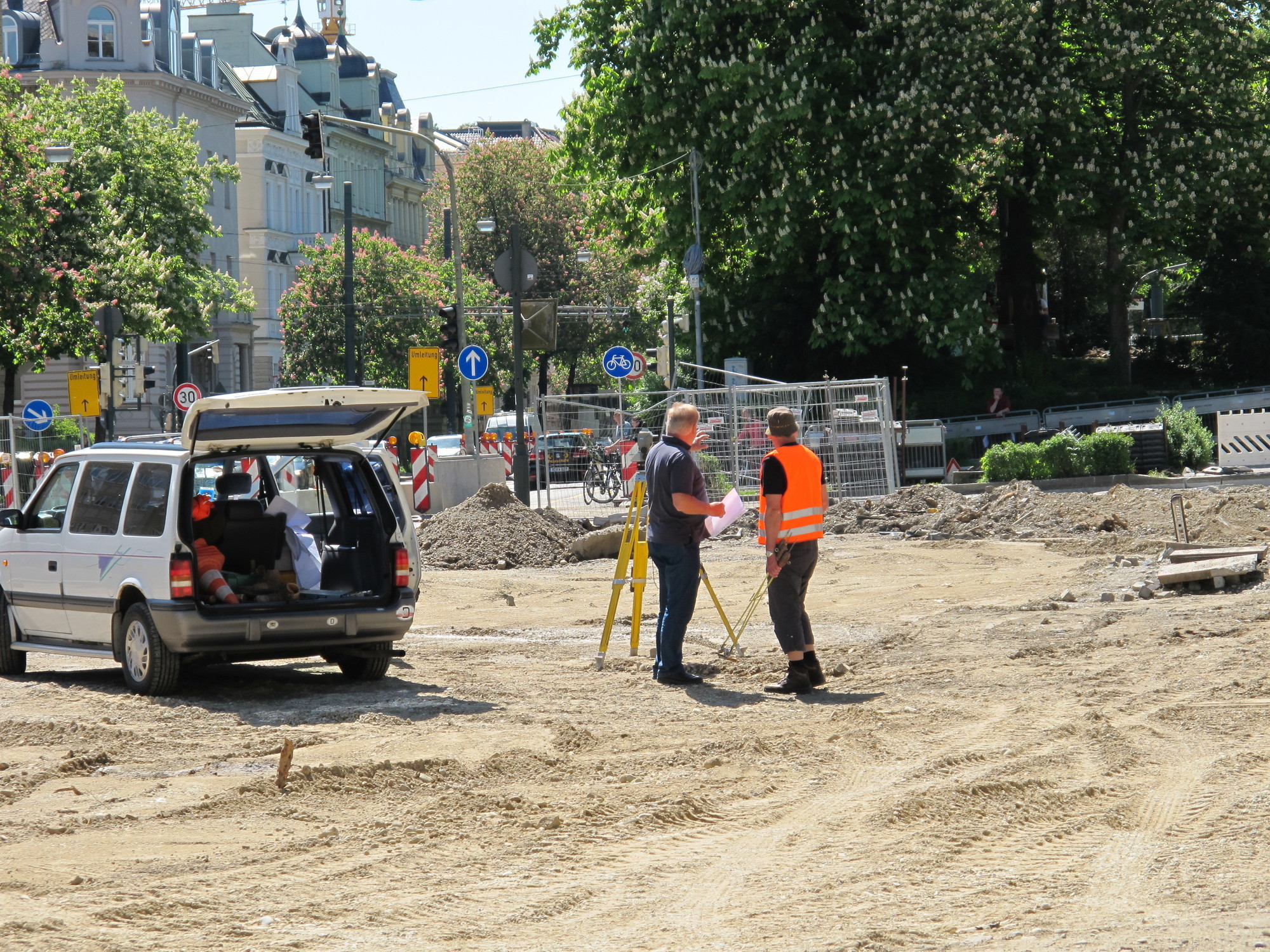 Arbeiten am Königsplatz und in der Innenstadt schreiten voran, Fot: B4B SCHWABEN