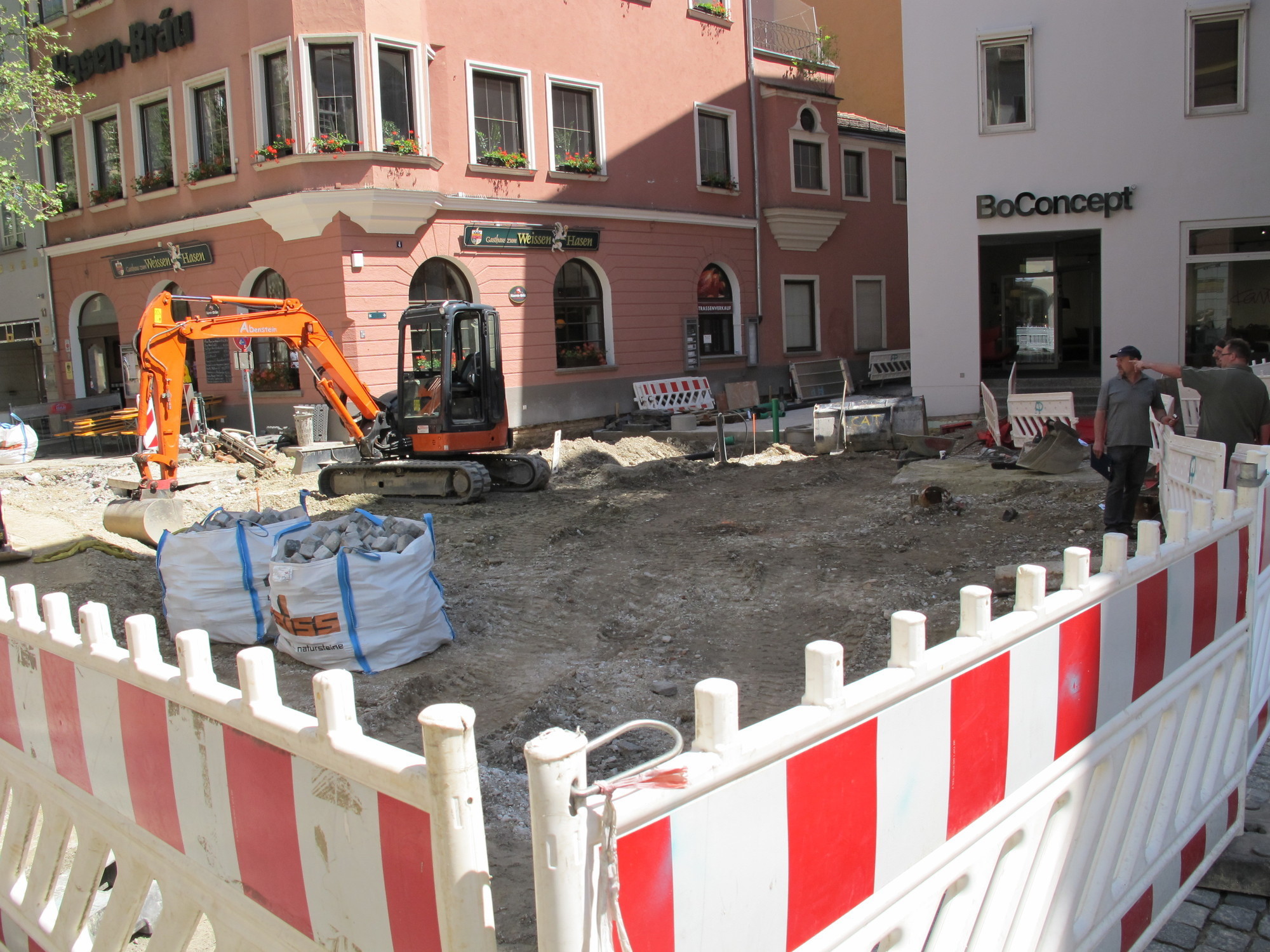 Arbeiten am Königsplatz und in der Innenstadt schreiten voran, Fot: B4B SCHWABEN