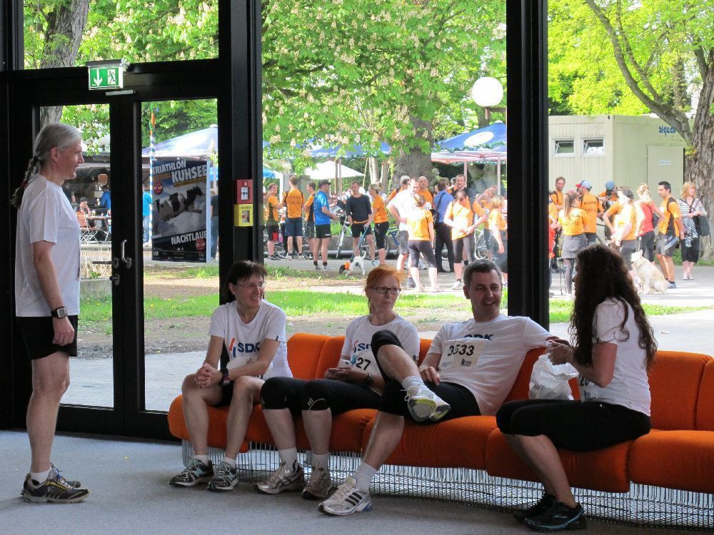 1. Augsburger Firmenlauf: Der Start. Fotos: B4B SCHWABEN