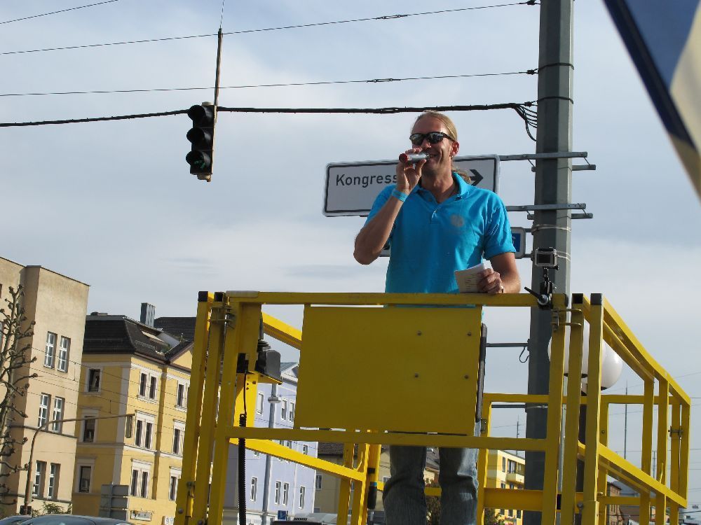 1. Augsburger Firmenlauf: Der Start. Fotos: B4B SCHWABEN