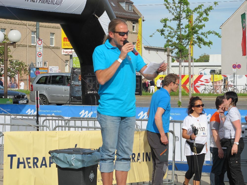 1. Augsburger Firmenlauf: Der Start. Fotos: B4B SCHWABEN