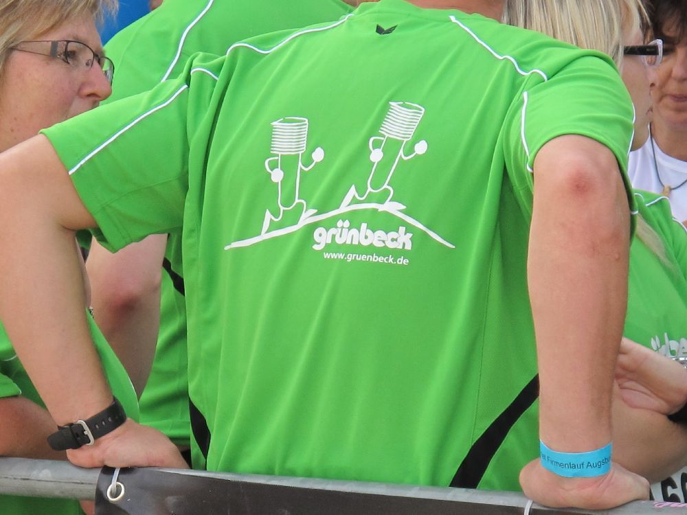 1. Augsburger Firmenlauf: Der Start. Fotos: B4B SCHWABEN