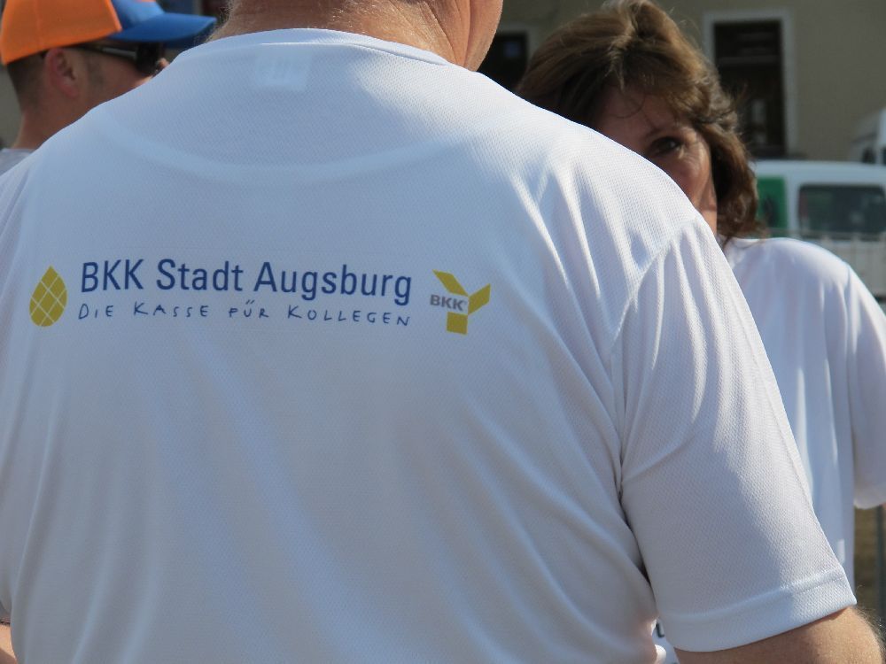 1. Augsburger Firmenlauf: Der Start. Fotos: B4B SCHWABEN