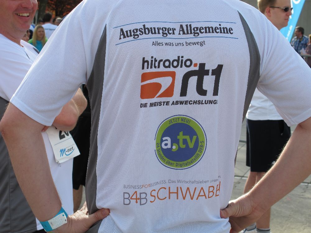 1. Augsburger Firmenlauf: Der Start. Fotos: B4B SCHWABEN